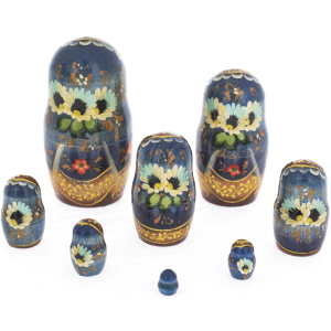 Matryoshka doll for 15 seats "Moscow White Stone" (33 cm)