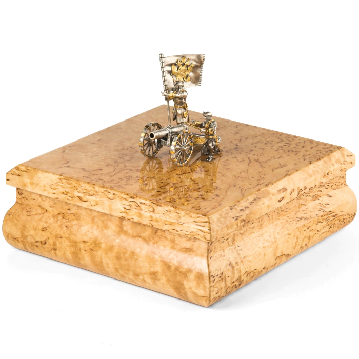 Small poker set made of Karelian birch and silver "Poltava Battle"