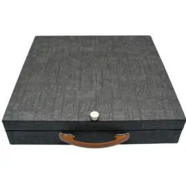 Подарочные шахматы из креноида и мрамора "Атлас"