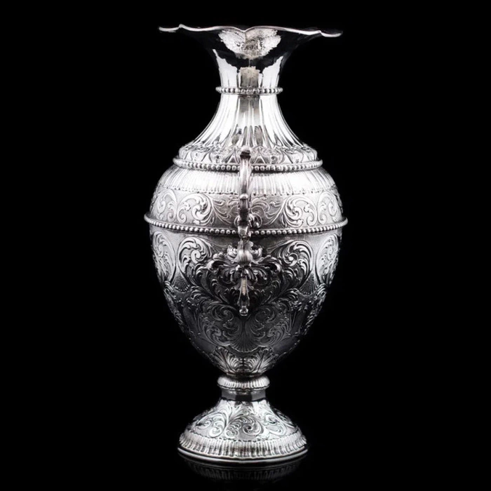 Silver vase "Verona"