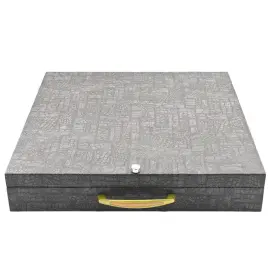 Подарочные шахматы из долерита и креноида "Минотавр"