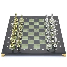 Подарочные шахматы из долерита, офиокальцита и мрамора "Минотавр"