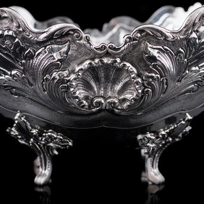Silver vase "Castello"