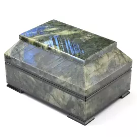 Шкатулка из лабрадора "Ларец"
