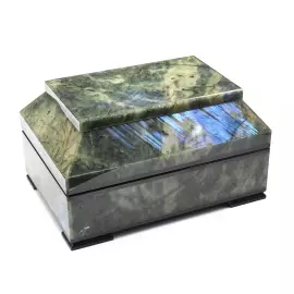 Шкатулка из лабрадора "Ларец"