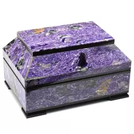 Шкатулка из чароита "Ларец"