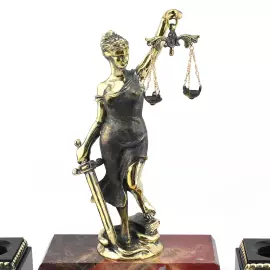 Настольный набор из яшмы "Фемида"