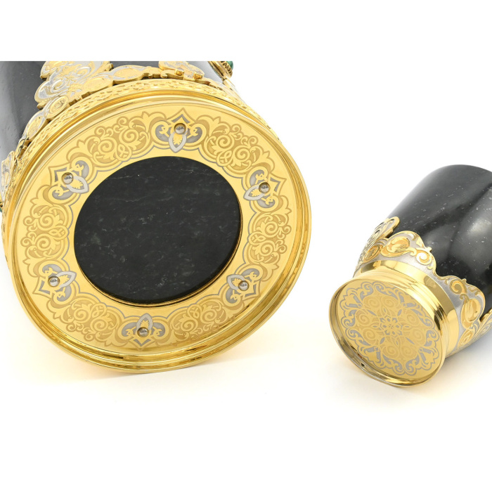 Подарочный набор Златоуст "Штоф с бокалами из камня"