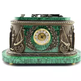 Mantel clock made of malachite and bronze "George the Victorious"