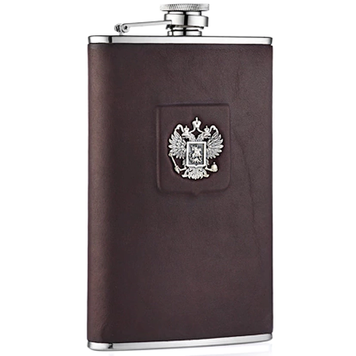 A flask in Federation leather with a silver lining