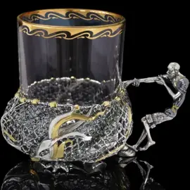 Подстаканник из серебра "Старик и невод" Подстаканник из серебра "Старик и невод"