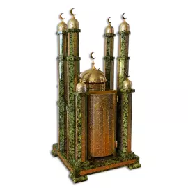 A mosque with the Koran and Hadiths of the Prophet. Zlatoust.