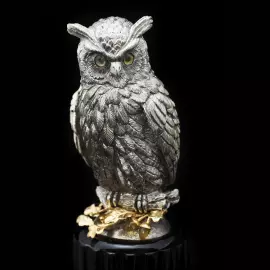 Sculpture "Wise Owl"