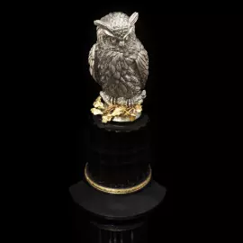 Sculpture "Wise Owl"