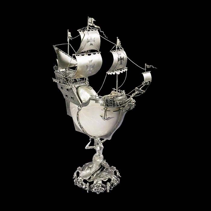 Серебряный корабль "Корвет" с раковиной Nautilus
