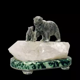 Скульптура "Медведи на льдине"
