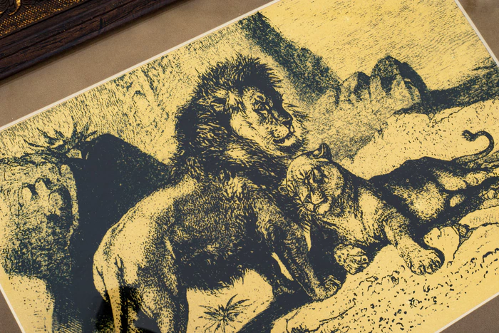 Painting on gold leaf "A pair of lions"