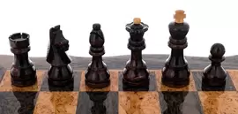 Шахматы из тонированной карельской березы "Фигурные"
