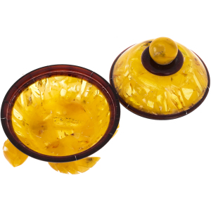 The box made of amber "Turtle"