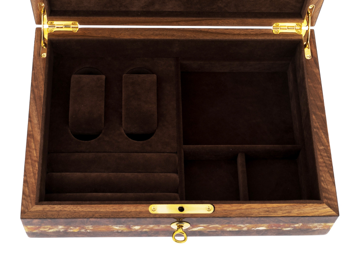 Watch box "Alexander" made of walnut and amber root