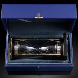 Corporate gift "Magnetic Hourglass"