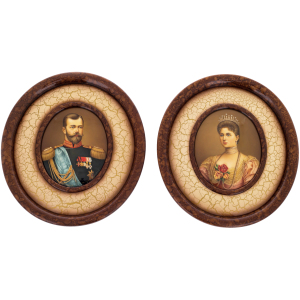 Panel "Emperor Nicholas II and Empress Alexandra Feodorovna" with ornament, Lackey