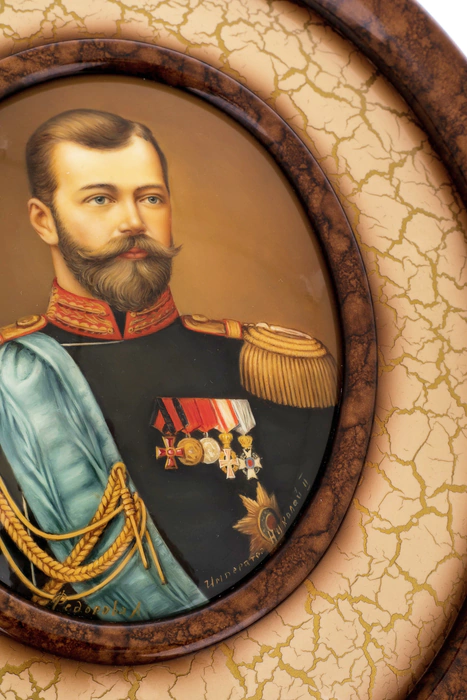 Панно "Император Николай II и Императрица Александра Федоровна" с орнаментом, Холуй