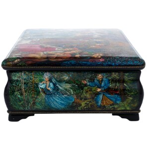 The box "Snow Maiden" is a Lackey