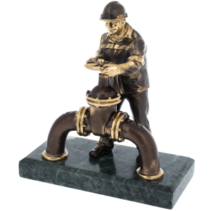 Bronze statuette "Gasman with a pipe" (coil)