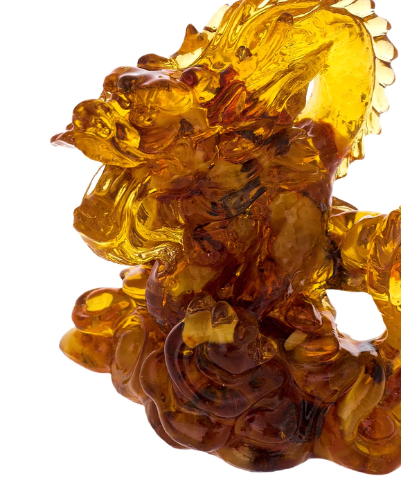 Amber sculpture "Dragon's Roar", light