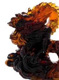 Скульптура из янтаря "Драконий рык", темный