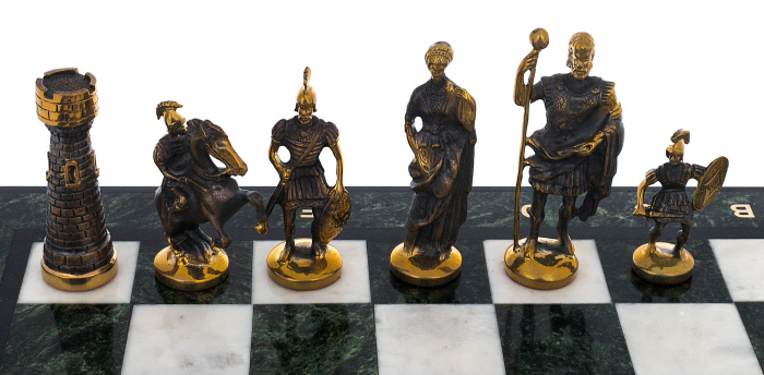 Serpentine Chess