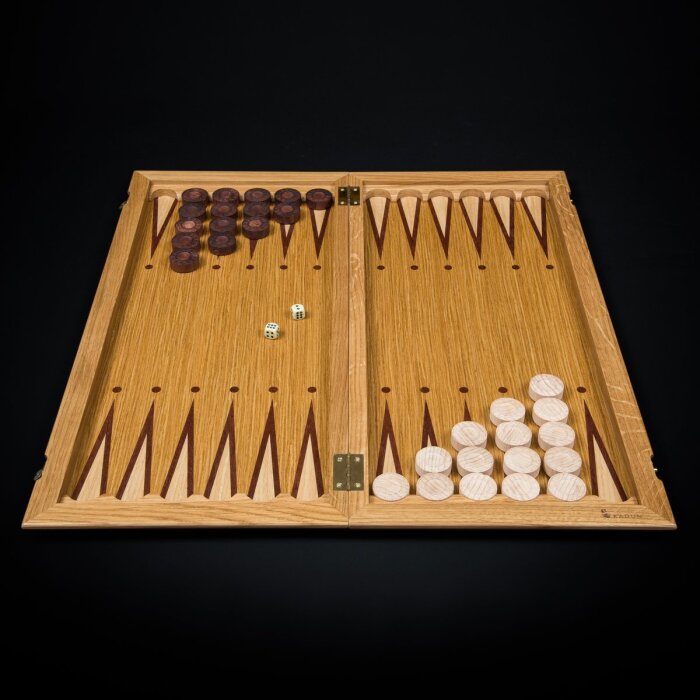 Backgammon made of oak "Mustang" light body