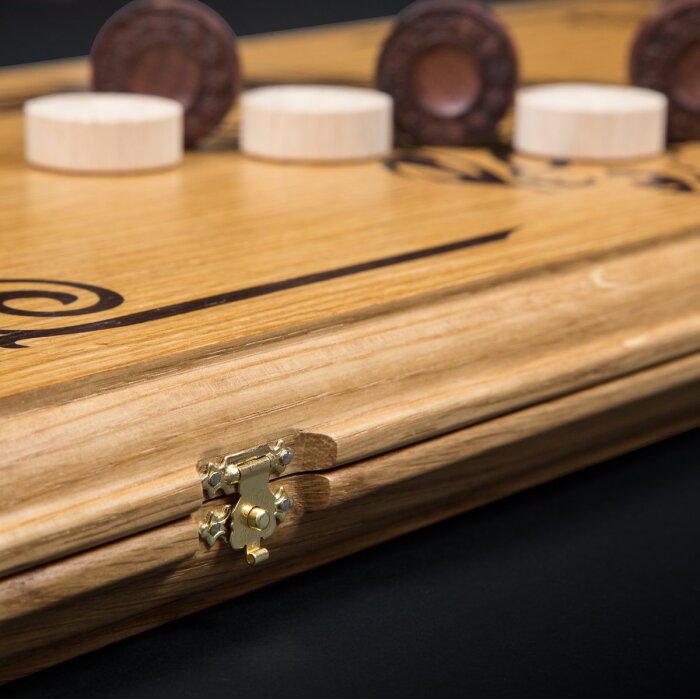 Backgammon made of oak "Mustang" light body