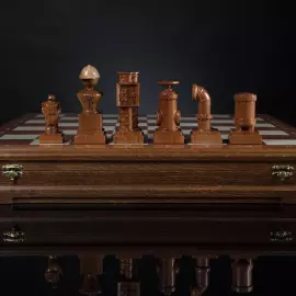Chess made of oak "Neftyaniki"