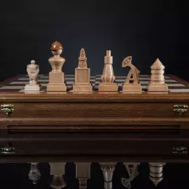 Chess made of oak "Neftyaniki"