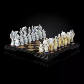 Шахматы из дерева и фарфора "Швейцарский поход Суворова" белые