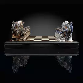 Шахматы из венге и фарфора "Швейцарский поход Суворова" с золочением и серебрением