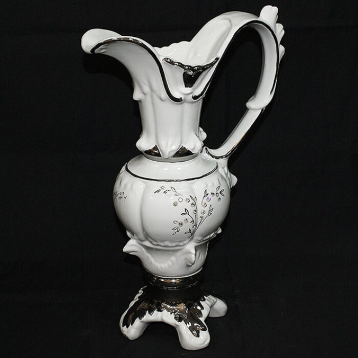 Jug "Branch with berries" with Swarovski crystals