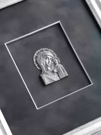 Настенное панно "Казанская Богоматерь" с серебром