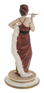 Statuette "Lady with a cigarette", color: multicolored