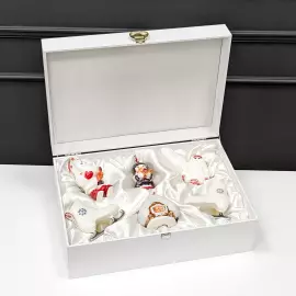 Набор фарфоровых ёлочных игрушек "Зима" в подарочной коробке