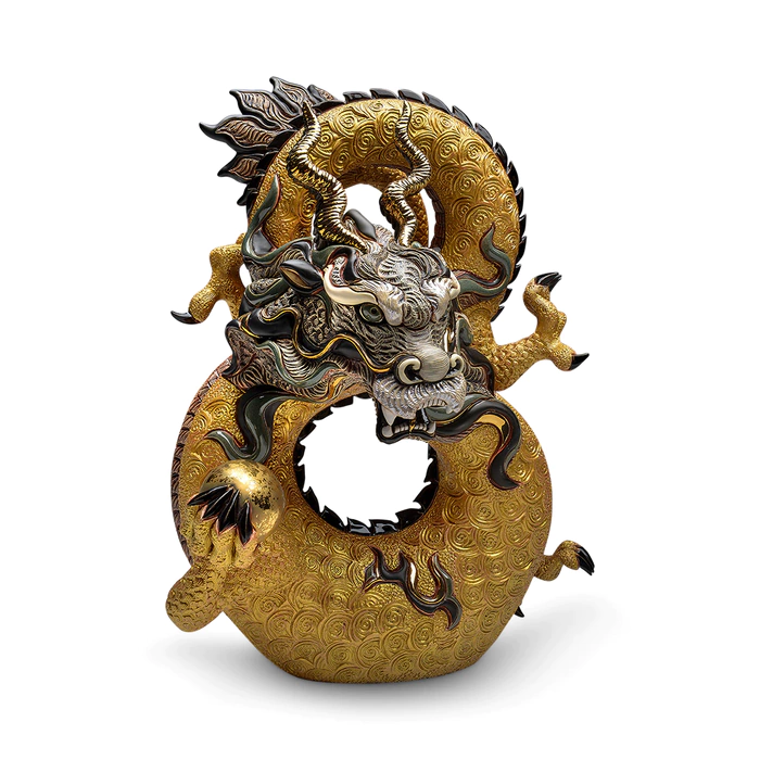 Sculpture "Endless Dragon"