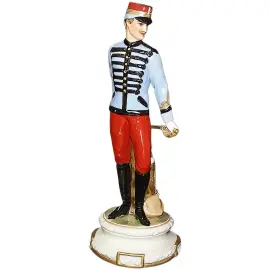 Статуэтка "Французский солдат" Статуэтка "Французский солдат"