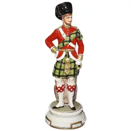 Статуэтка "Шотландский солдат" Статуэтка "Шотландский солдат"