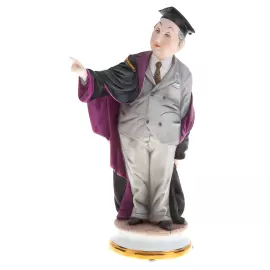 Скульптура "Адвокат"