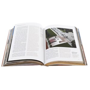 Gift book "Moscow Kremlin" in two languages (in a box)