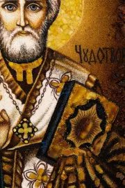 Икона из янтаря "Николай Чудотворец"