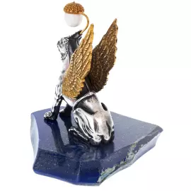 Souvenir "Griffin" on lapis lazuli