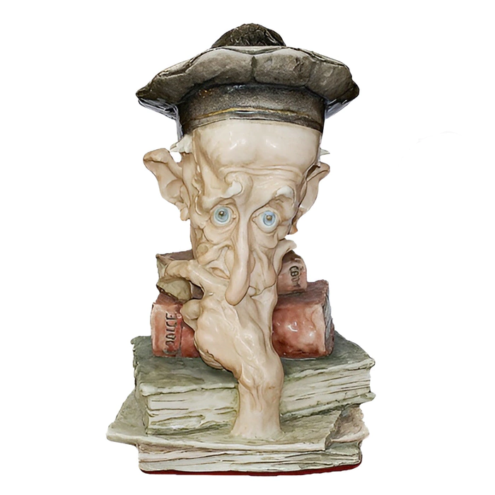 Statuette "Above the fates"